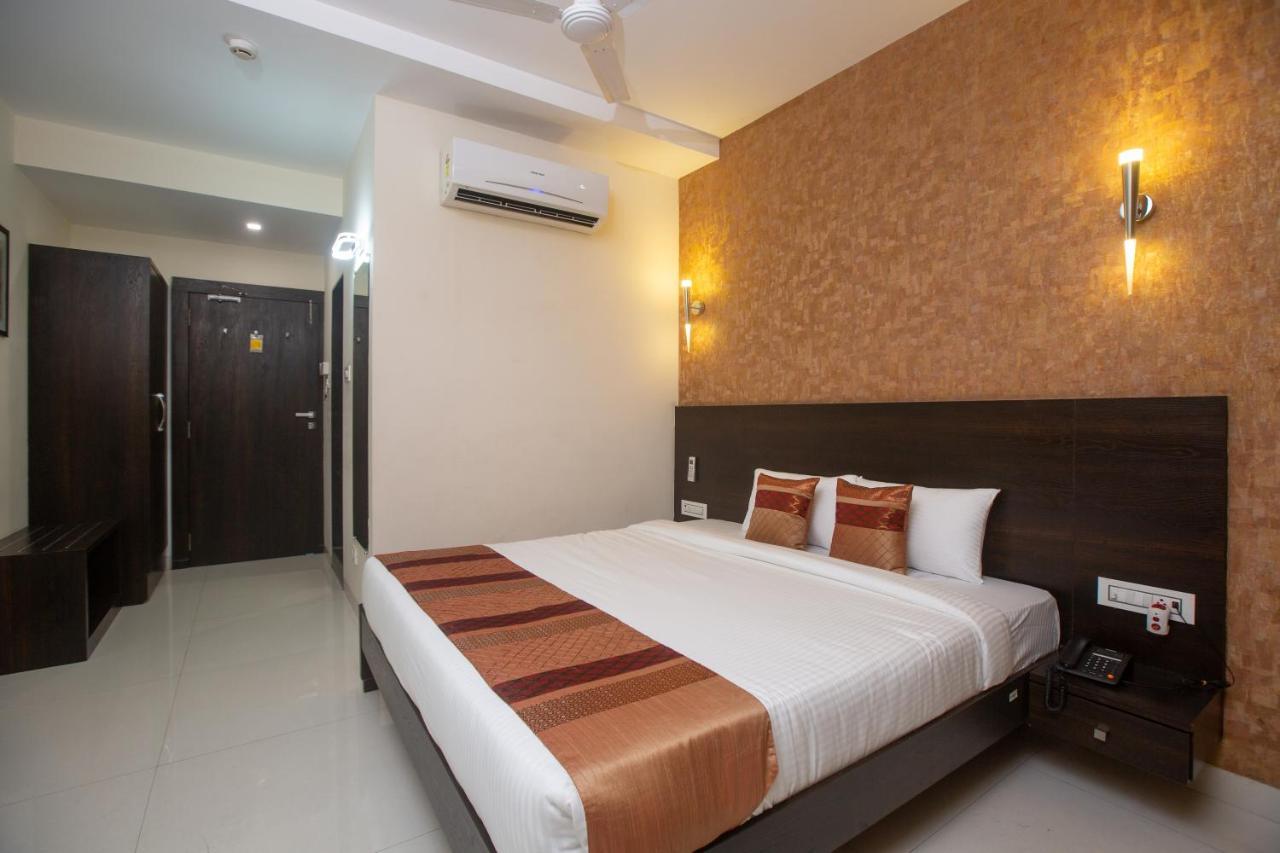 Hotel Singh'S By Wb Inn, Vashi, Nová Bombaj Exteriér fotografie