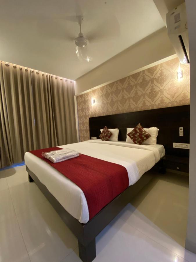 Hotel Singh'S By Wb Inn, Vashi, Nová Bombaj Exteriér fotografie